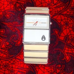 Nixon The Chalet MAX and RELAX Women's Quartz Watch